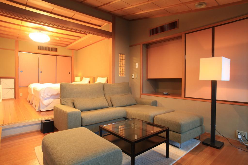 Shogetsu Gero Quarto foto
